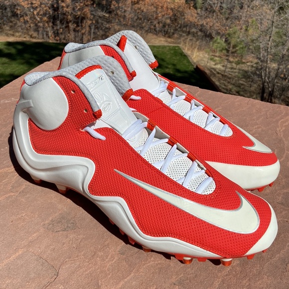 nike flyposite cleats
